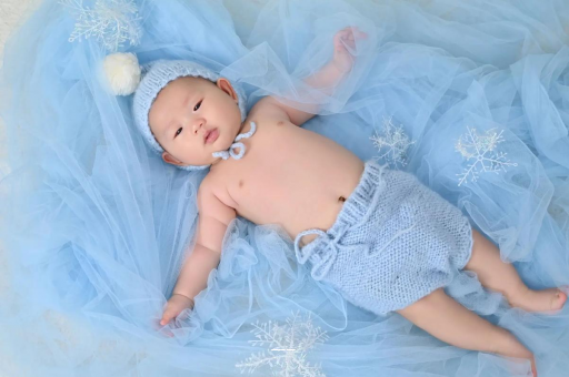 黔东孕妇三个月肚子多大